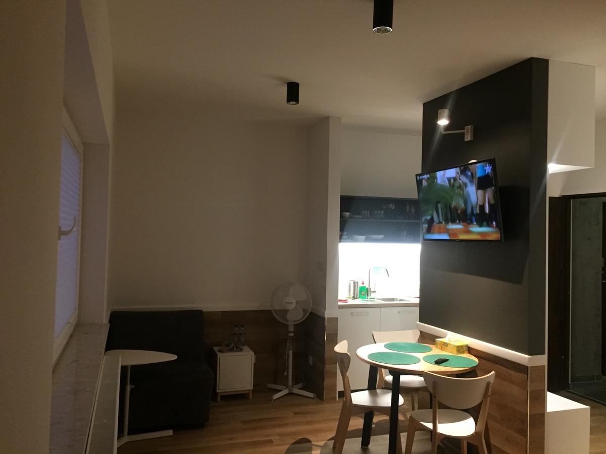 Q Apartamenty Mirkow Exterior photo